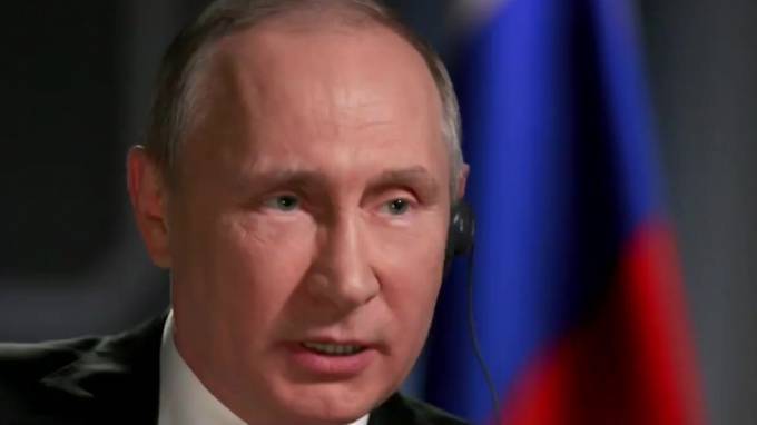 Путин назвал "чушью" виновность Сталина в развязывании Второй мировой