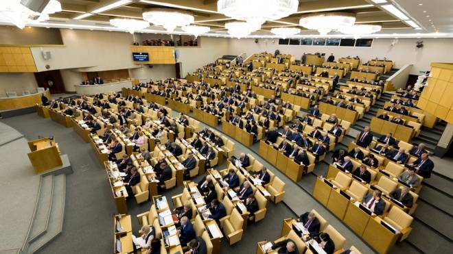 Комитет ГД поддержал поправку к конституции о детях как о приоритете госполитики РФ