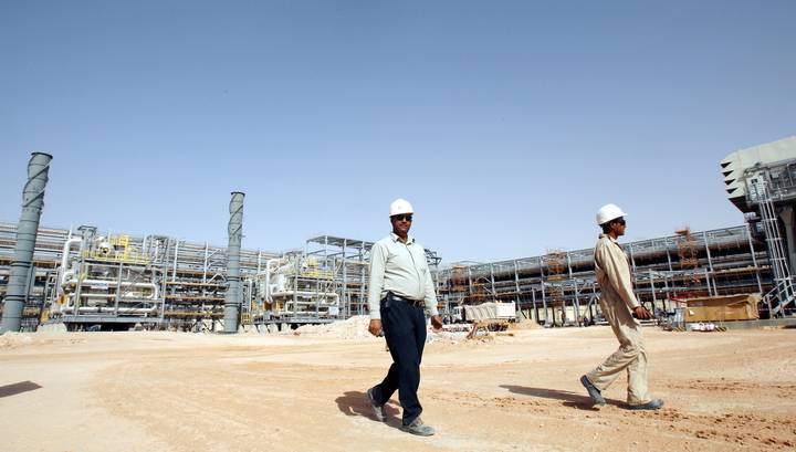 Saudi Aramco в апреле увеличит поставки нефти до 12,3 миллиона баррелей в сутки