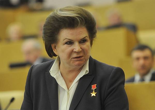 Терешкова предложила обнулить количество президентских сроков для Путина после внесения поправок в Конституцию