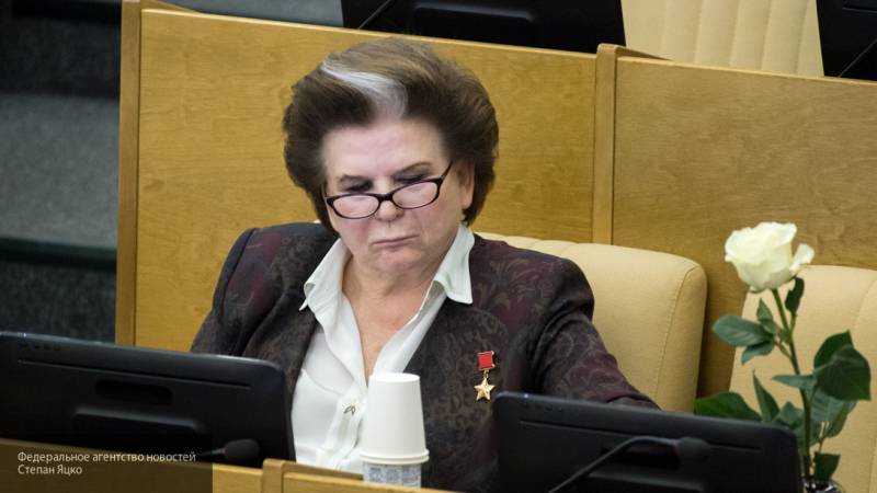 Терешкова предложила обнулить в новой Конституции президентские сроки