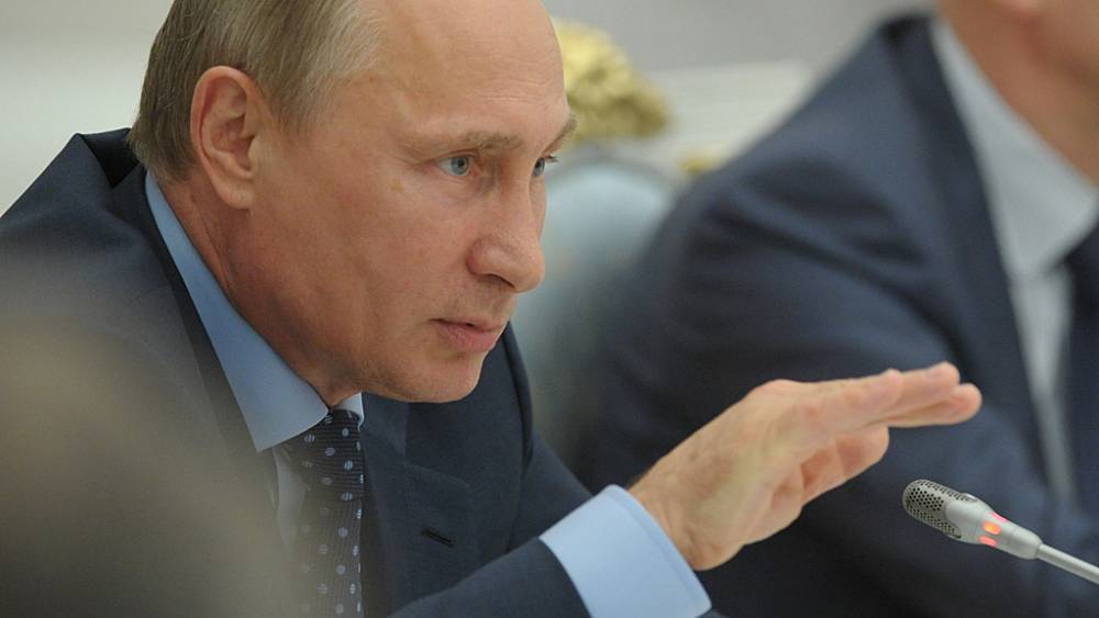 Глеб Павловский: «Путин сам отрезал себе возможность согласиться на новый срок — он совсем недавно говорил, что не пойдет»