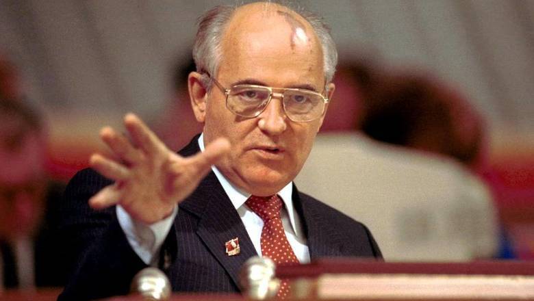 Рождая свет – сгущаешь тьму: 35 лет назад Горбачев возглавил СССР