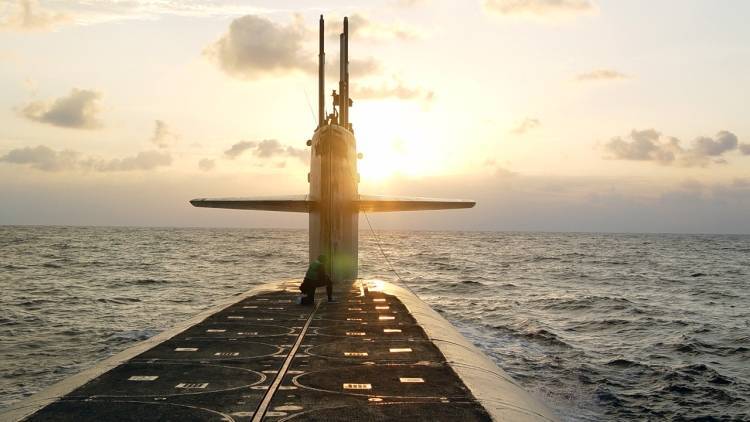 Военные США представили подводную лодку, которая сама принимает решение об атаке