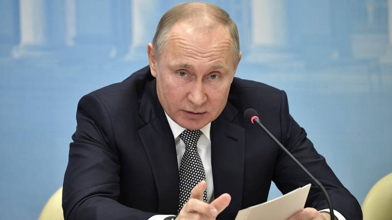 «Нецелесообразно»: Путин о снятии ограничения на число президентских сроков