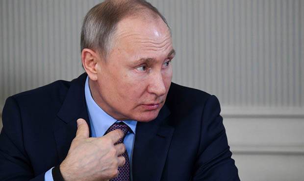 Владимир Путин одобрил поправку в Конституцию об обнулении своих президентских сроков
