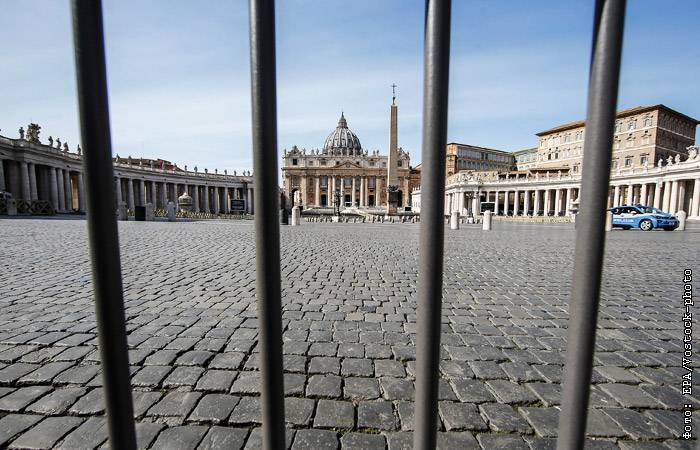 Собор Святого Петра в Ватикане закрыли для туристов