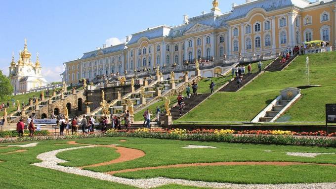 Сезон фонтанов в Петергофе откроется 25 апреля