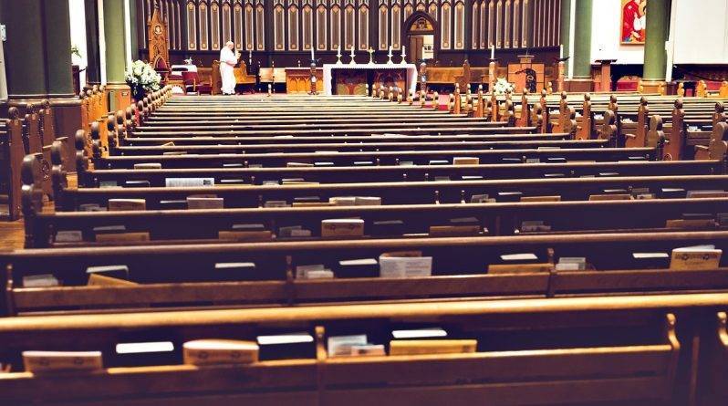 Бывший пастор предположительно украл $200 тысяч у церкви в Техасе