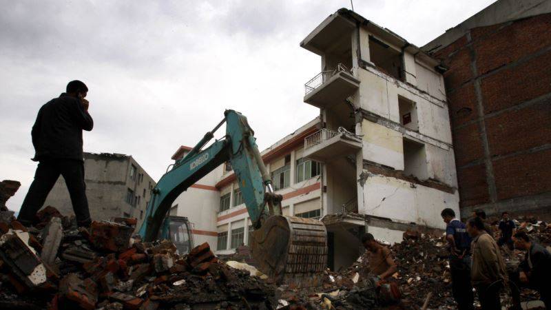 Число погибших при обрушении отеля в китайском Цюаньчжоу достигло 20
