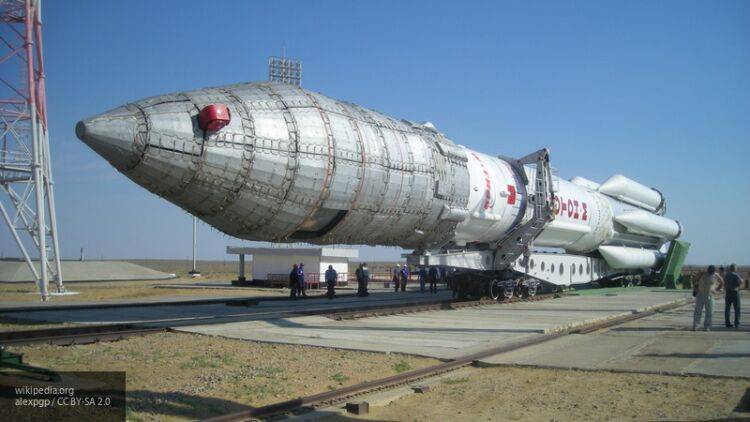 Пуск ракеты "Протон-М" отложен на конец мая из-за технической неисправности