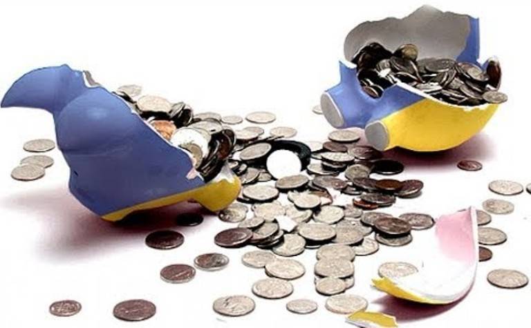 Эксперт: Единственный шанс для Украины – броситься в ноги кредиторам немедленно