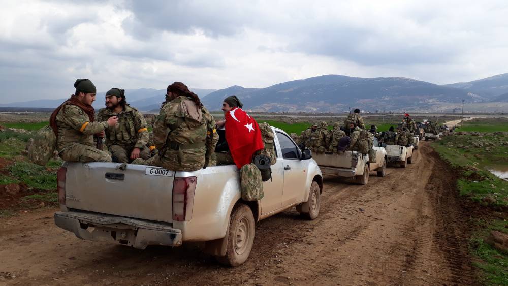Военные Турции начали отвод тяжелого вооружения в Идлибе