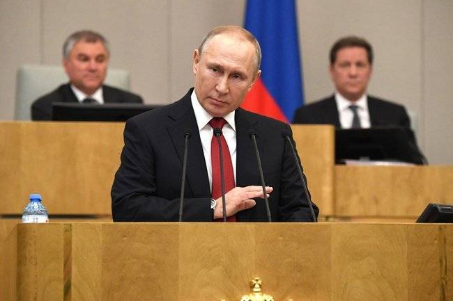«Президент совершенно честен, искренен»: политолог об обнулении сроков Путина