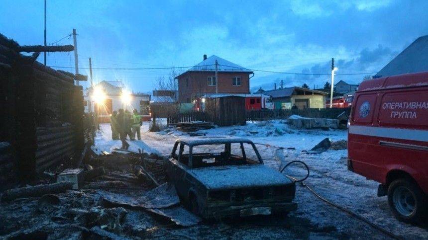 Страшные кадры последствий пожара под Иркутском, где погибли двое детей и их отец