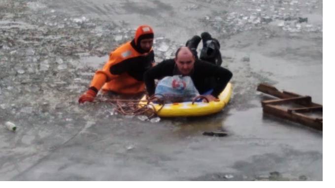 Житель Приозерска спас мальчика, провалившегося под лед