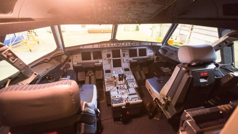 Гражданские летчики раскрыли секреты происходящего в кабине во время полета