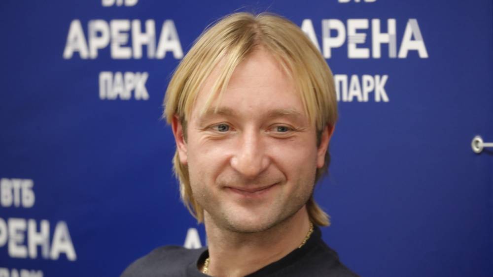 Плющенко показал на видео жесткую тренировку сына