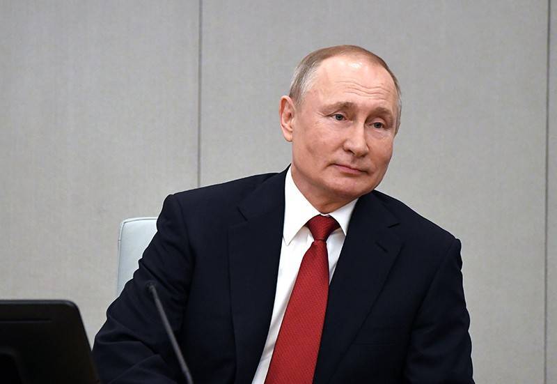 "Между двойкой и тройкой": Путин оценил отношения с США