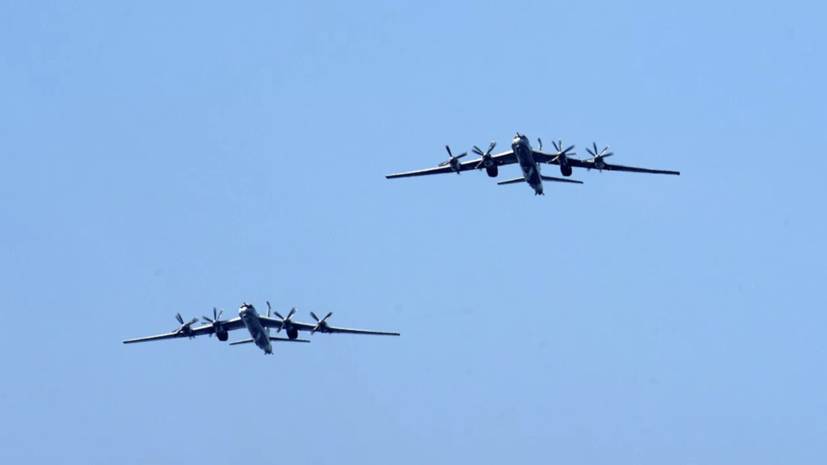 Российские самолёты Ту-142 в «сопровождении» истребителей США около Аляски — видео