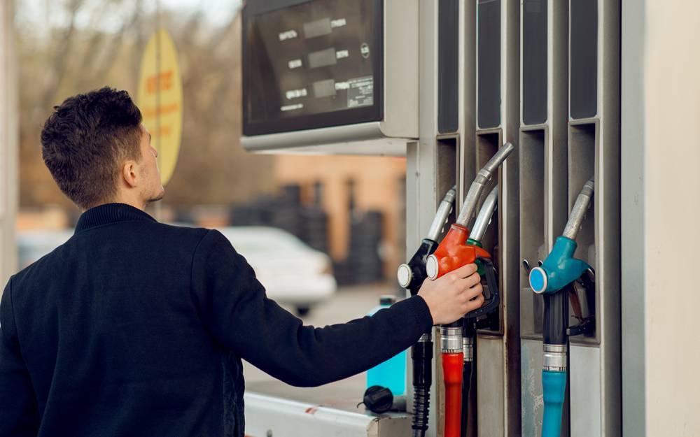 Минфин: цены на бензин не снизятся. Но и не вырастут