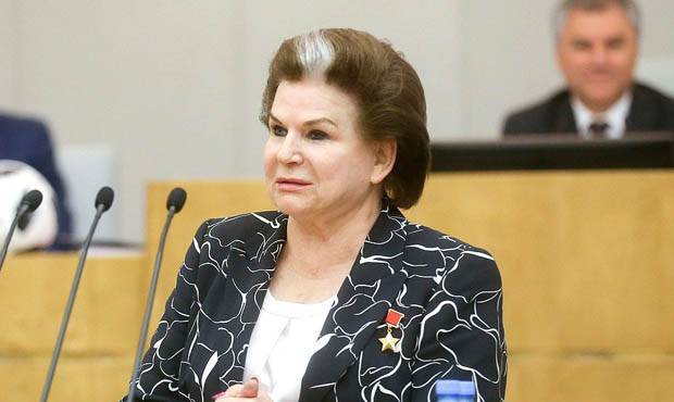Депутату Валентине Терешковой припомнили хвалебное выступление в поддержку «брежневской Конституции»