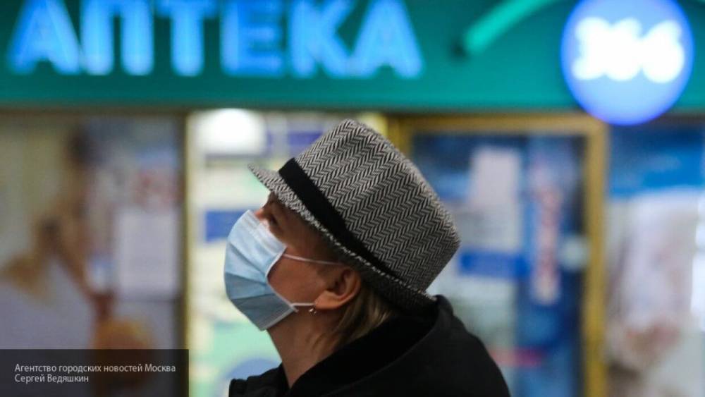 Власти Украины ввели карантин по всей стране из-за коронавируса