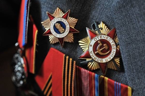 В правительстве России утвердили выплаты ветеранам ко Дню Победы