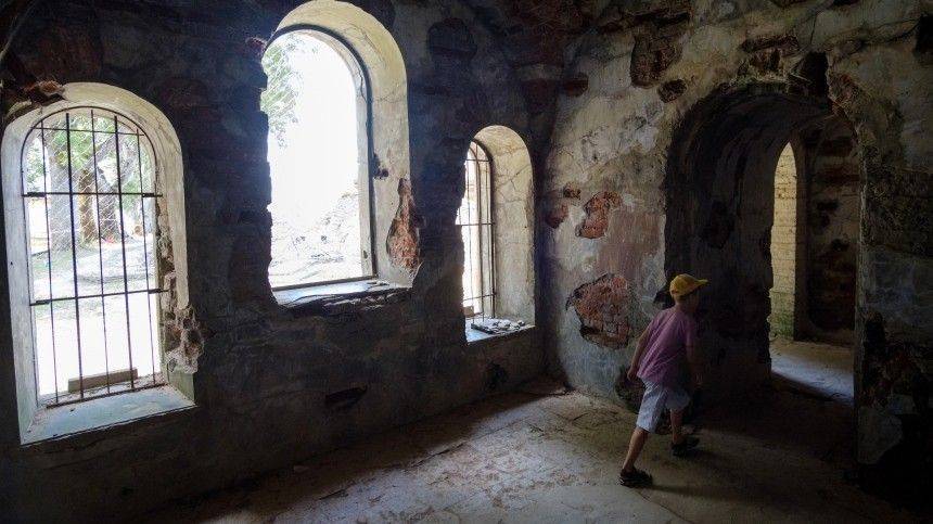 Следственный комитет РФ заинтересовался качеством реставрации крепости Копорье