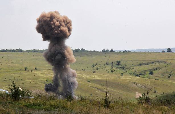 Военные пострадали при взрыве в Луховицах