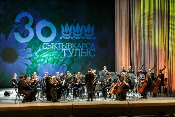 Сергей Гапликов пожелал участникам «Сыктывкарской весны» творческого вдохновения и незабываемых премьер