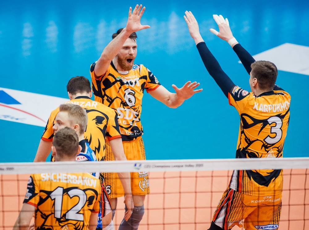 Волейбольный «Кузбасс» обыграл польскую команду и вышел в полуфинал Лиги чемпионов