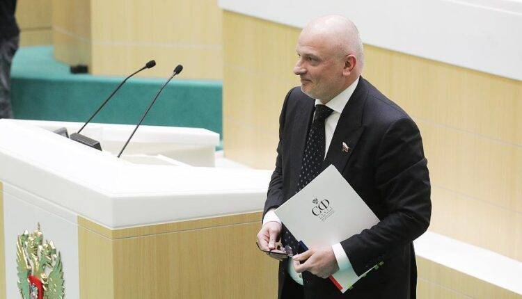 Клишас обозначил срок рассмотрения поправки Терешковой в КС