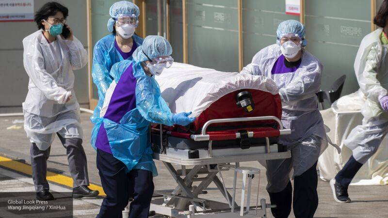 Пожилой мужчина стал первым погибшим от коронавируса в Греции