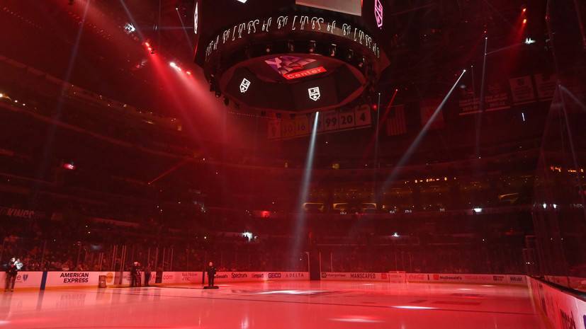 СМИ: НХЛ может прервать регулярный чемпионат на три недели из-за коронавируса