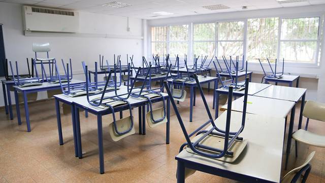 Учительница в Модиине заразилась коронавирусом, 94 ученика в карантине, школа закрыта