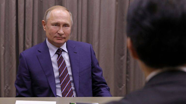 Путин призвал создавать в РФ условия для инвестиций