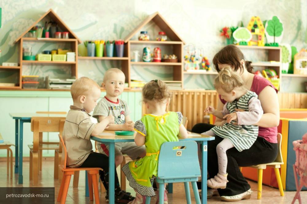 Россияне с 1 июля смогут подать заявление на выплаты на детей от трех до семи лет