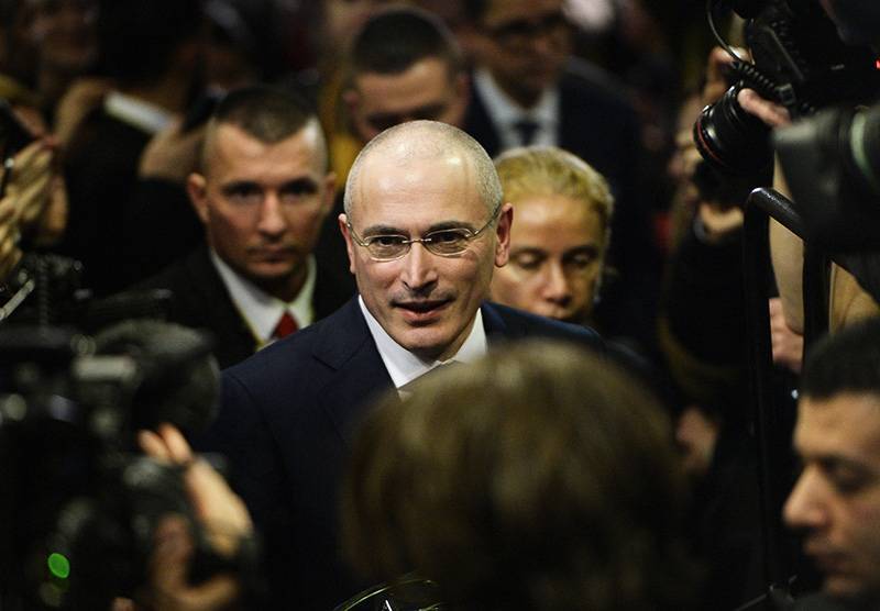 Путин назвал Ходорковского жуликом