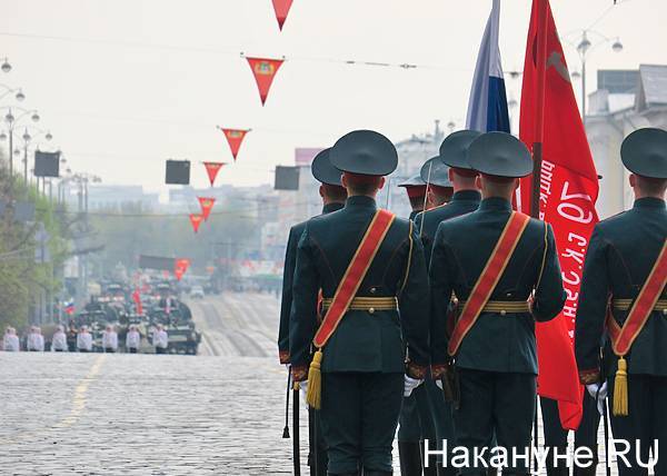 Отмена парада Победы в Москве на 9 мая пока не рассматривается – Песков