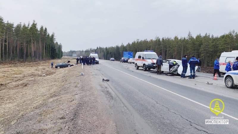 Подробности массовой аварии в Ленобласти: семь пострадавших, один в реанимации (ВИДЕО)