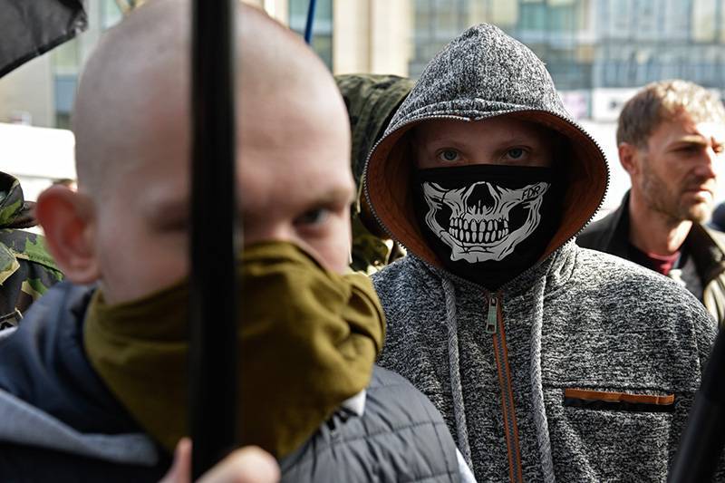 На Украине радикалы напали на автора плана по восстановлению Донбасса