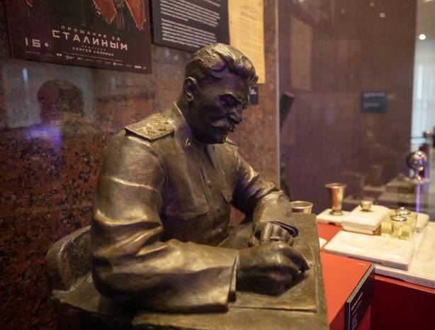 Сталина в России не забывают