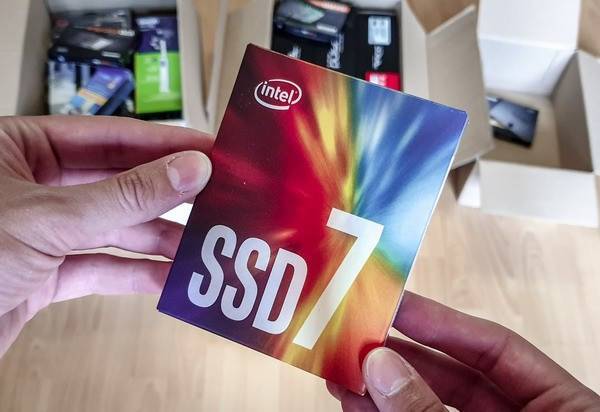 Intel разонравилось выпускать чипы памяти. Масштабное производство под угрозой закрытия
