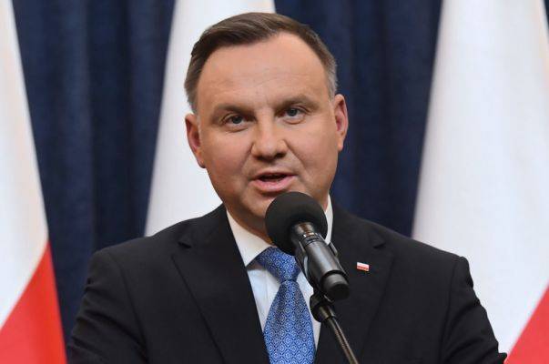 Из-за коронависа президент Польши объявил мораторий на погашение кредитов