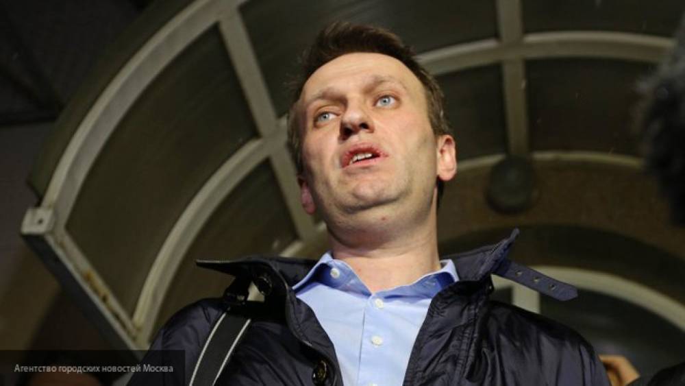ФАН: пандемия коронавируса сорвала Навальному очередной отпуск на деньги последователей