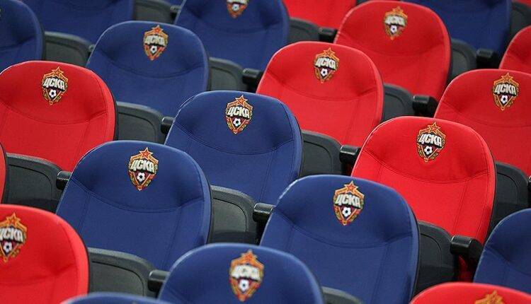 Гендиректор футбольного ЦСКА спрогнозировал убытки из-за ограничения числа зрителей матчей