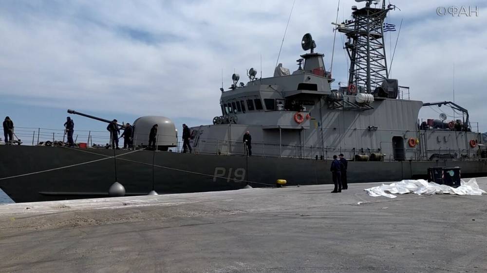 Греческие и итальянские военные катера встали на защиту острова Лесбос от Турции