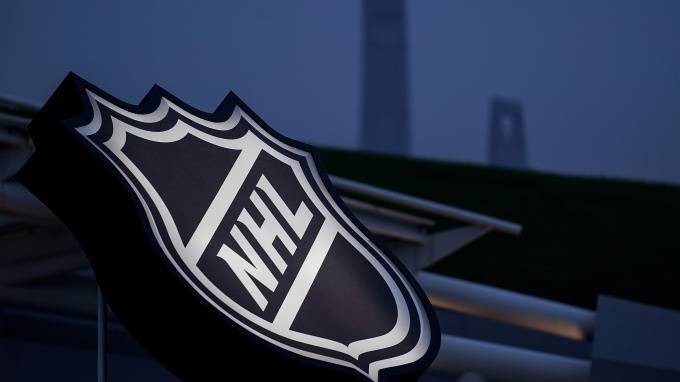 НХЛ остановила сезон из-за коронавируса - piter.tv