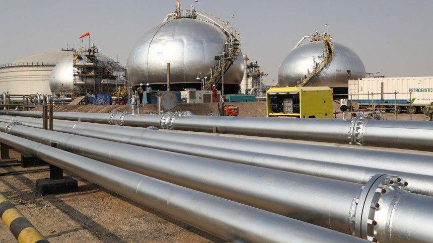 Саудовская Аравия может начать поставлять нефть в Европу всего за $25
